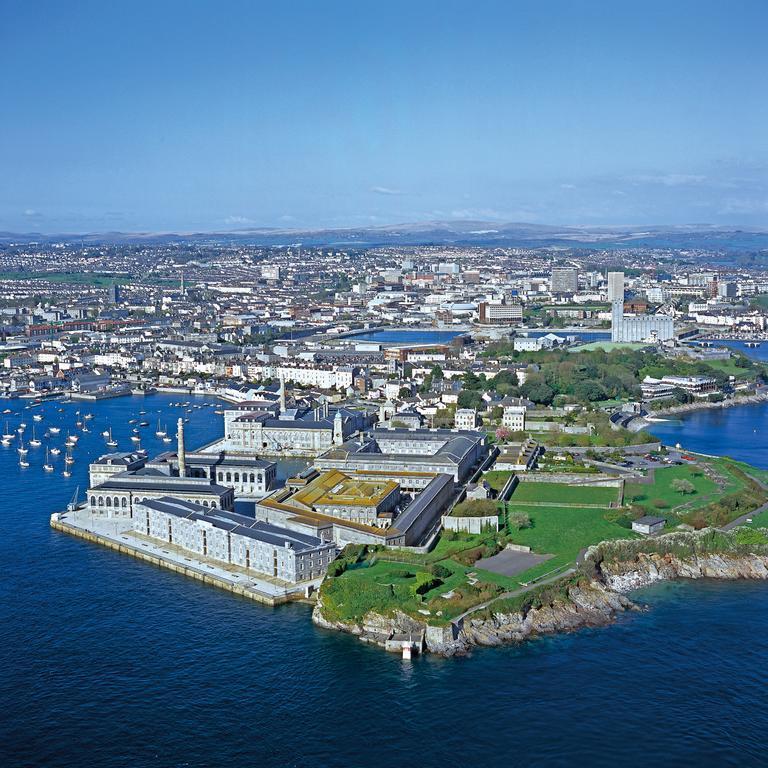 Buckingham Place At The Royal William Yard Plymouth Kültér fotó